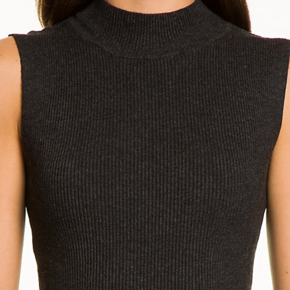 Le Chateau Mock neck Midi bodycon Dress💞 - Picture 2 of 3